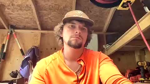 treeman817 online show from August 3, 8:12 pm