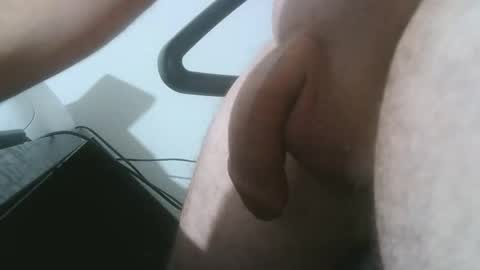 Snapshot of treki1979 chatting on April 25, 6:27 am treki1979 online show from April 25, 6:27 am