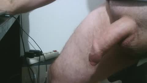 Snapshot of treki1979 chatting on May 1, 6:29 am treki1979 online show from May 1, 6:29 am