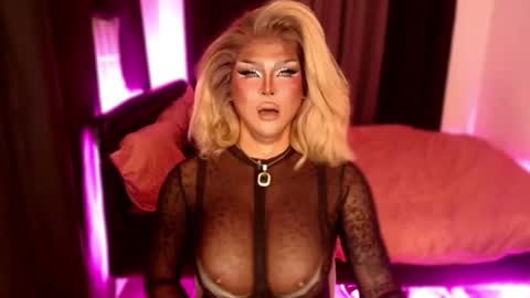 Jade online show from December 14, 8:41 am