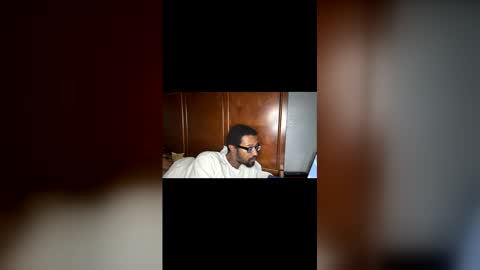 trench_and_hxney online show from May 23, 3:23 am