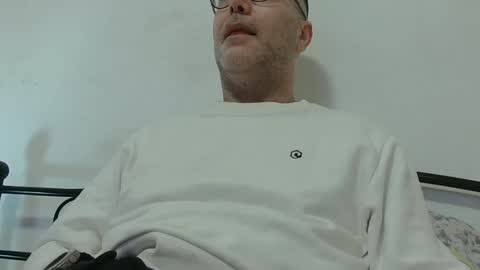 trevido4u online show from February 3, 4:46 am