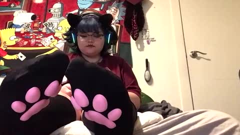 Snapshot of trhothoney chatting on February 27, 4:52 am Trixie online show from February 27, 4:52 am