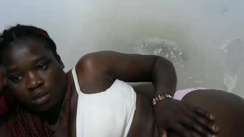 Snapshot of triceeyy chatting on November 2, 9:33 am Tracy online show from November 2, 9:33 am