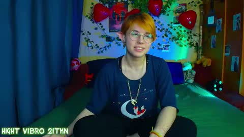 trickykitsune online show from March 5, 3:41 pm