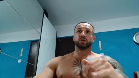 tridentmuscles online show from October 12, 3:00 pm