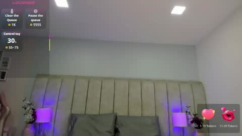 Snapshot of trieximars chatting on May 21, 12:12 pm Triexi Mars online show from May 21, 12:12 pm