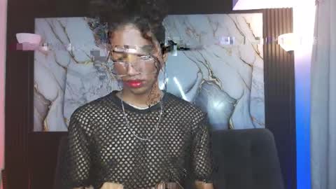 Snapshot of triiangel_latinboy chatting on April 14, 12:49 am Johan online show from April 14, 12:49 am