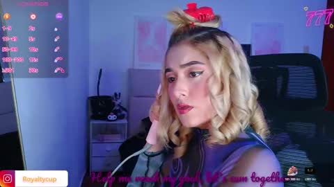 Snapshot of trinitych_ chatting on March 14, 4:07 am trinitych_ online show from March 14, 4:07 am