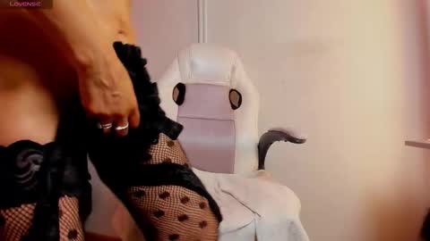 Snapshot of trinityy__ chatting on March 20, 9:41 pm trinityy__ online show from March 20, 9:41 pm