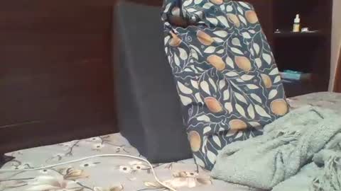 Raaz keeps ur Raaz online show from October 17, 6:54 pm