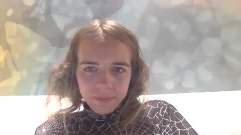 Snapshot of trippybb222 chatting on November 1, 2:46 am trippybb222 online show from November 1, 2:46 am