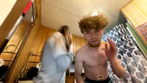 Snapshot of trippyscenes chatting on January 8, 2:46 am trippyscenes online show from January 8, 2:46 am