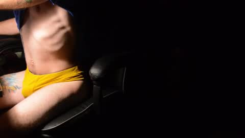 Snapshot of tripstocum chatting on November 30, 2:59 am FluideAmer online show from November 30, 2:59 am