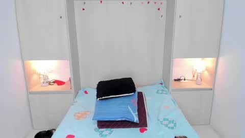 Snapshot of trishamoon chatting on January 9, 4:26 am TRISHA online show from January 9, 4:26 am