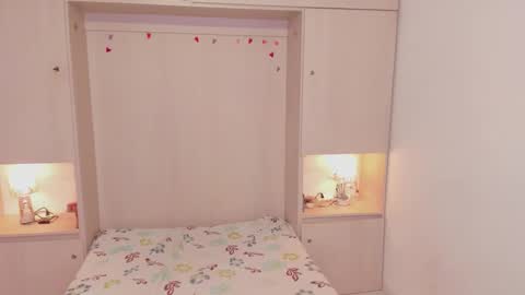 Snapshot of trishamoon chatting on March 22, 4:16 am TRISHA online show from March 22, 4:16 am