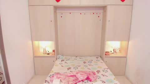 Snapshot of trishamoon chatting on March 29, 4:23 am TRISHA online show from March 29, 4:23 am