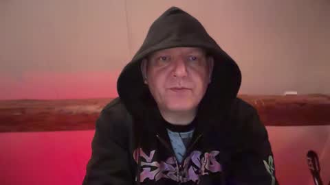 Snapshot of tritonspace chatting on April 8, 2:55 am Triton online show from April 8, 2:55 am