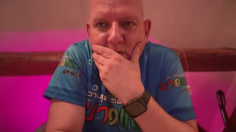 Snapshot of tritonspace chatting on April 12, 4:17 am Triton online show from April 12, 4:17 am
