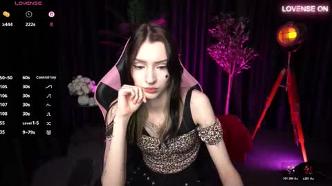 trix_void online show from February 5, 11:26 am