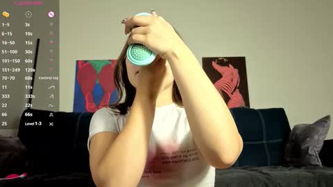 trixibell online show from October 14, 4:24 am