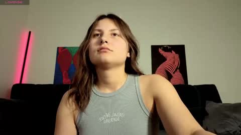 trixibell online show from May 8, 4:07 am