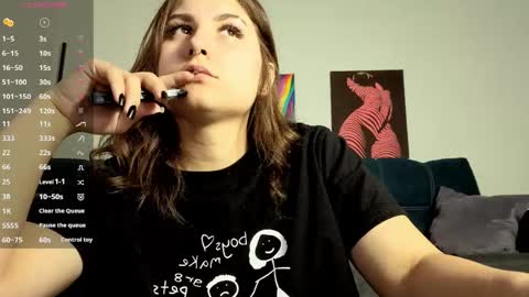 trixibell online show from May 18, 5:13 am