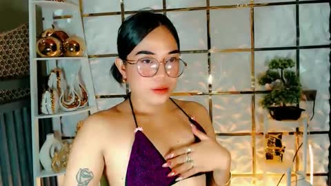trixie_foxslut online show from January 8, 11:01 am