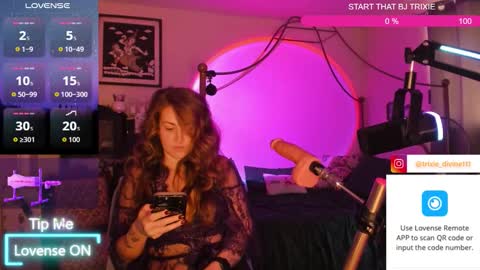 Trixie Divine online show from March 27, 12:27 am