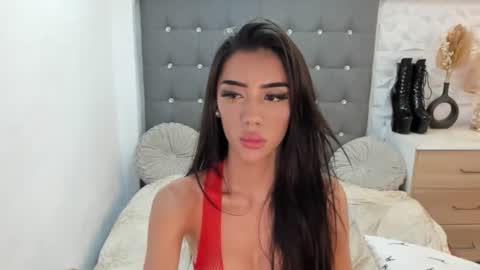 trixieemerald online show from December 17, 9:07 am