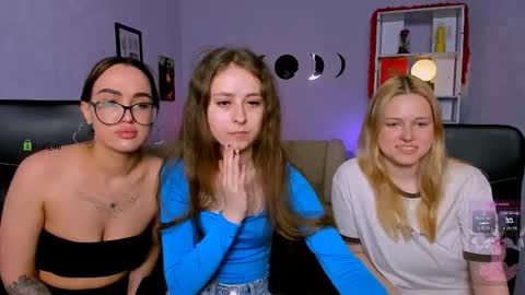 Trixy online show from May 20, 12:44 pm
