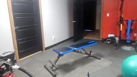 trojanswingers online show from May 2, 11:54 pm