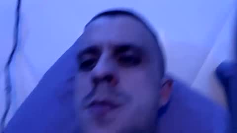 Snapshot of tronadamant chatting on November 18, 12:49 am Adidas online show from November 18, 12:49 am