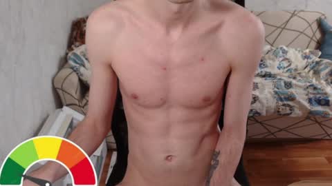 Snapshot of trone41 chatting on May 18, 11:05 am I POST MY FUCKING VIDEOS AND PICS online show from May 18, 11:05 am
