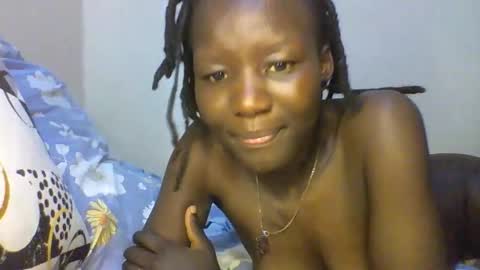 Snapshot of trouble456206957 chatting on January 7, 4:31 pm darkbarbie online show from January 7, 4:31 pm