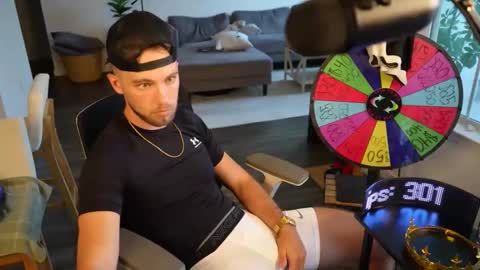 Troy Green online show from October 20, 9:37 pm