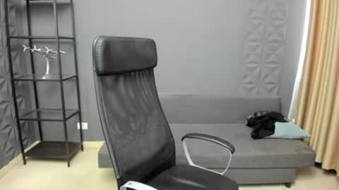 Snapshot of troywade chatting on July 20, 4:16 am TroyWade online show from July 20, 4:16 am