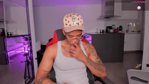 Troy wesly online show from February 11, 10:26 pm