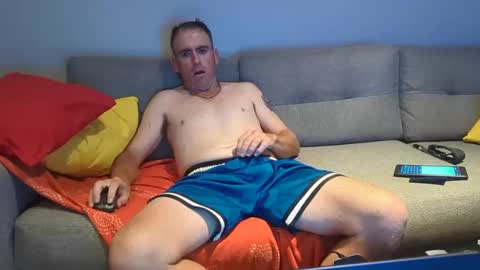 Trrntus86 Biguys online show from December 22, 9:55 am