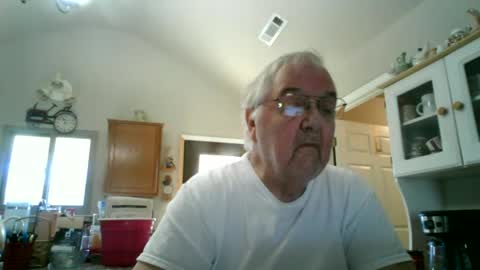 Snapshot of trucker63249 chatting on January 19, 4:14 pm trucker63249 online show from January 19, 4:14 pm