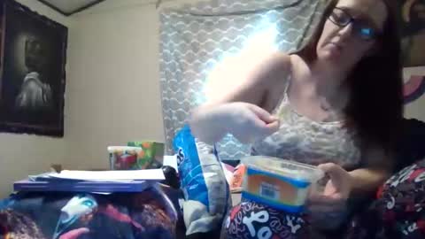 TruckersWifeToBe online show from November 10, 5:01 pm