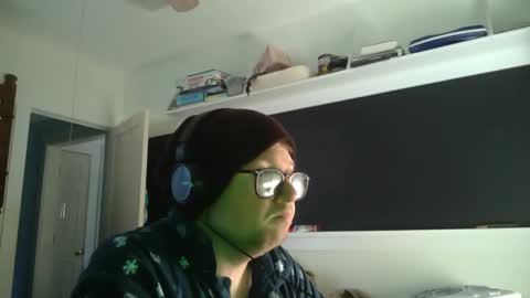 Snapshot of true_manofworth chatting on December 2, 7:16 pm HandicappedLaugher online show from December 2, 7:16 pm