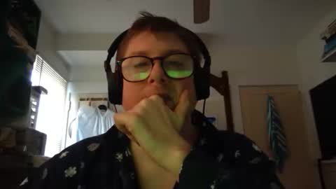 Snapshot of true_manofworth chatting on December 4, 4:38 pm HandicappedLaugher online show from December 4, 4:38 pm