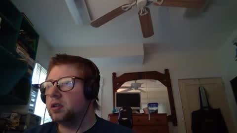 Snapshot of true_manofworth chatting on January 4, 2:14 pm HandicappedLaugher online show from January 4, 2:14 pm