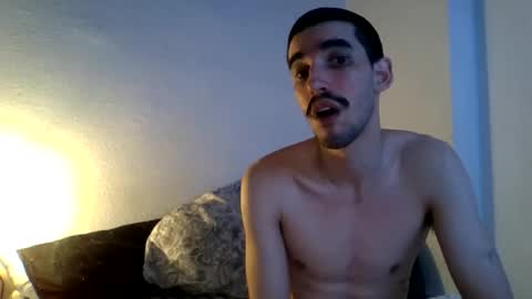 Snapshot of trueblove chatting on December 21, 5:14 am trueblove online show from December 21, 5:14 am