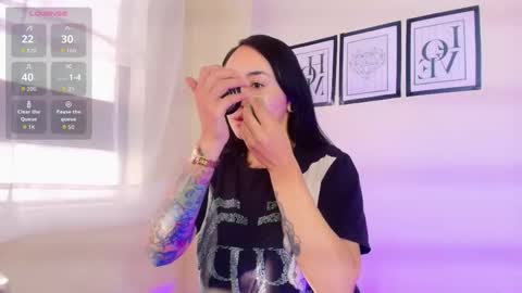 Snapshot of truelove_art chatting on October 22, 12:49 pm online show from October 22, 12:49 pm