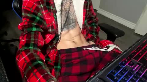 Leo online show from April 2, 2:37 pm