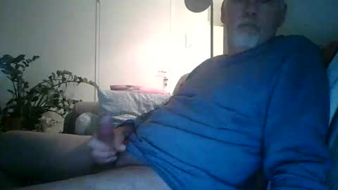 trukturk online show from December 18, 8:26 pm