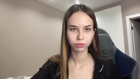 Snapshot of tryme_muse chatting on November 29, 4:10 pm tryme_muse online show from November 29, 4:10 pm