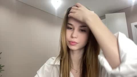 Snapshot of tryme_muse chatting on January 5, 5:27 pm tryme_muse online show from January 5, 5:27 pm